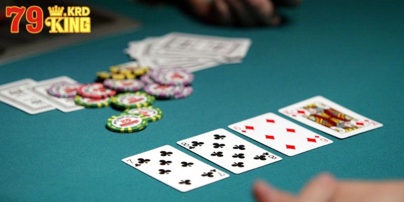 So sánh giữa các quân trong cách chơi bài Poker 